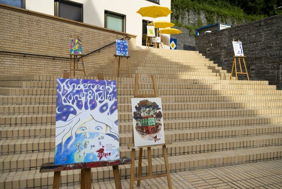 01_250527_Plakatpräsentation_ASSITEJ_LH.JPG  