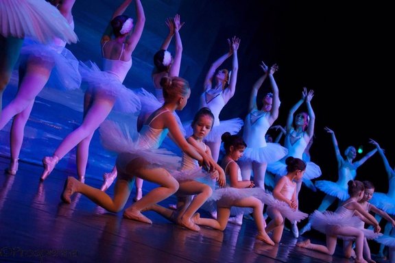 Ballet & Dance School Ballet & Dance School