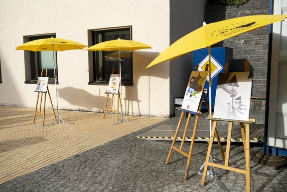 02_250527_Plakatpräsentation_ASSITEJ_LH.JPG  